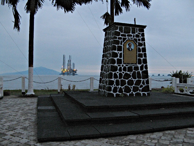 Limbe, Alfred Saker Monument